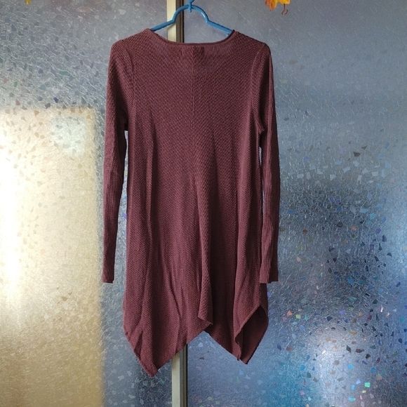 Zozo Burgundy Knit Top - Picture 6 of 8